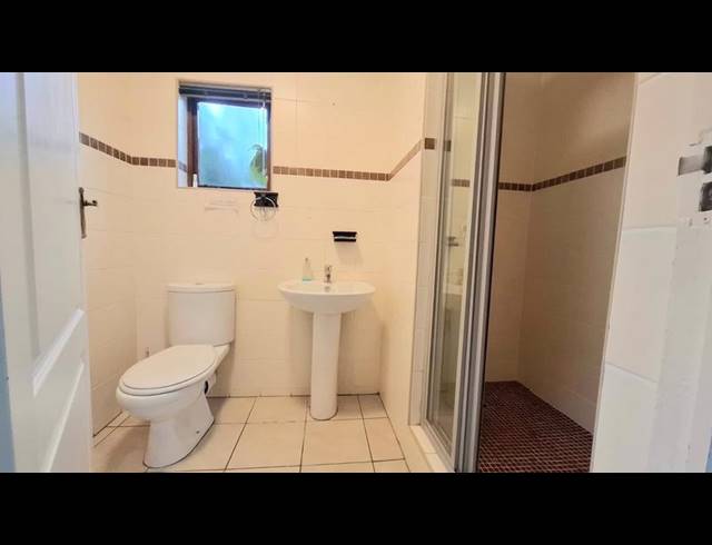 1 BEDROOM PROPERTY TO RENT IN GLENWOOD
